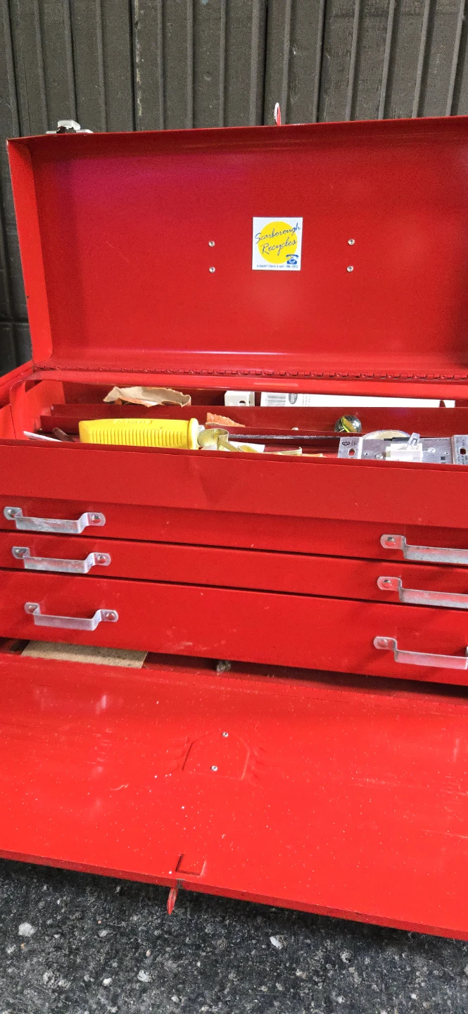 Red Beach Industries Metal Toolbox - photo 3