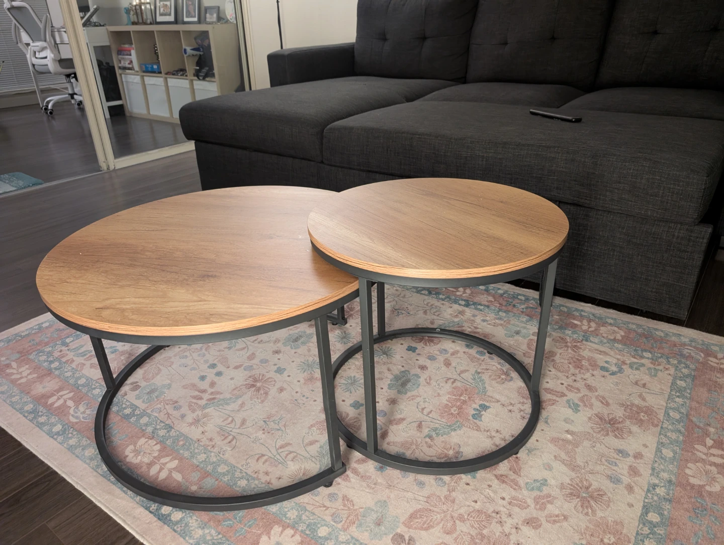 Set of 2 Nesting Coffee Tables