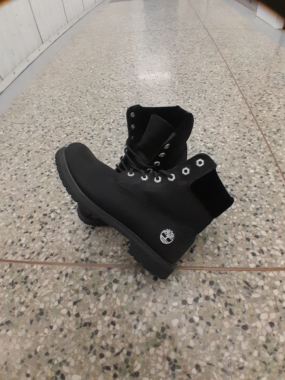 Timberland Black Lace-Up Boots Men's Size 8