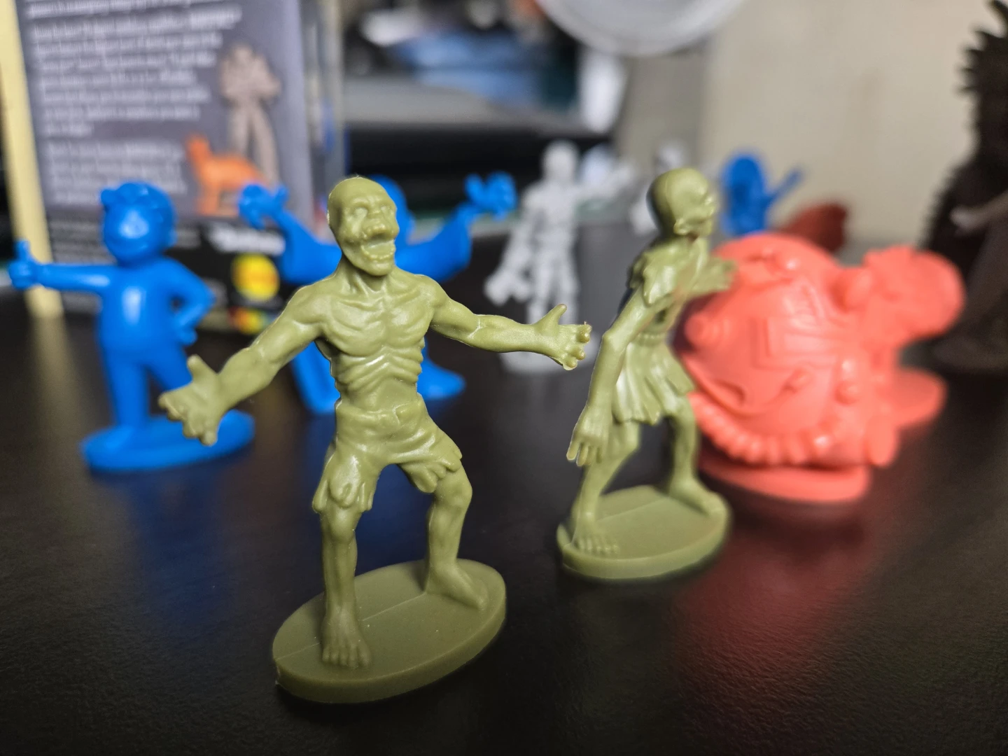 Fallout Box of Mini Plastic Figures - photo 4