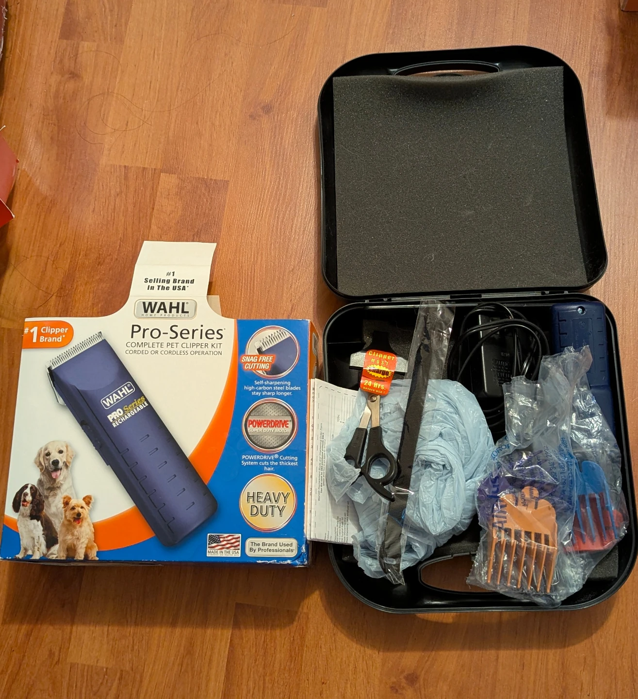 Wahl Pro-Series 14 Piece Pet Grooming Kit