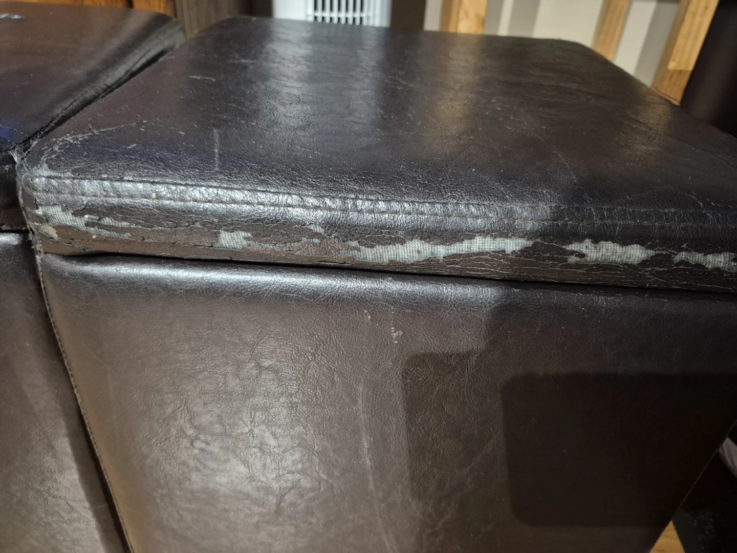 ** FREE ** Set of 2 Storage Ottomans - photo 5