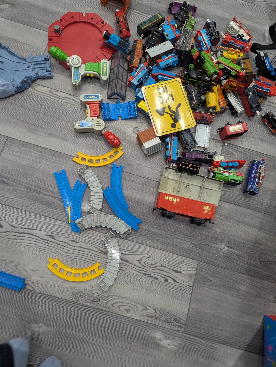 Thomas the Train Track and Toy Bundle