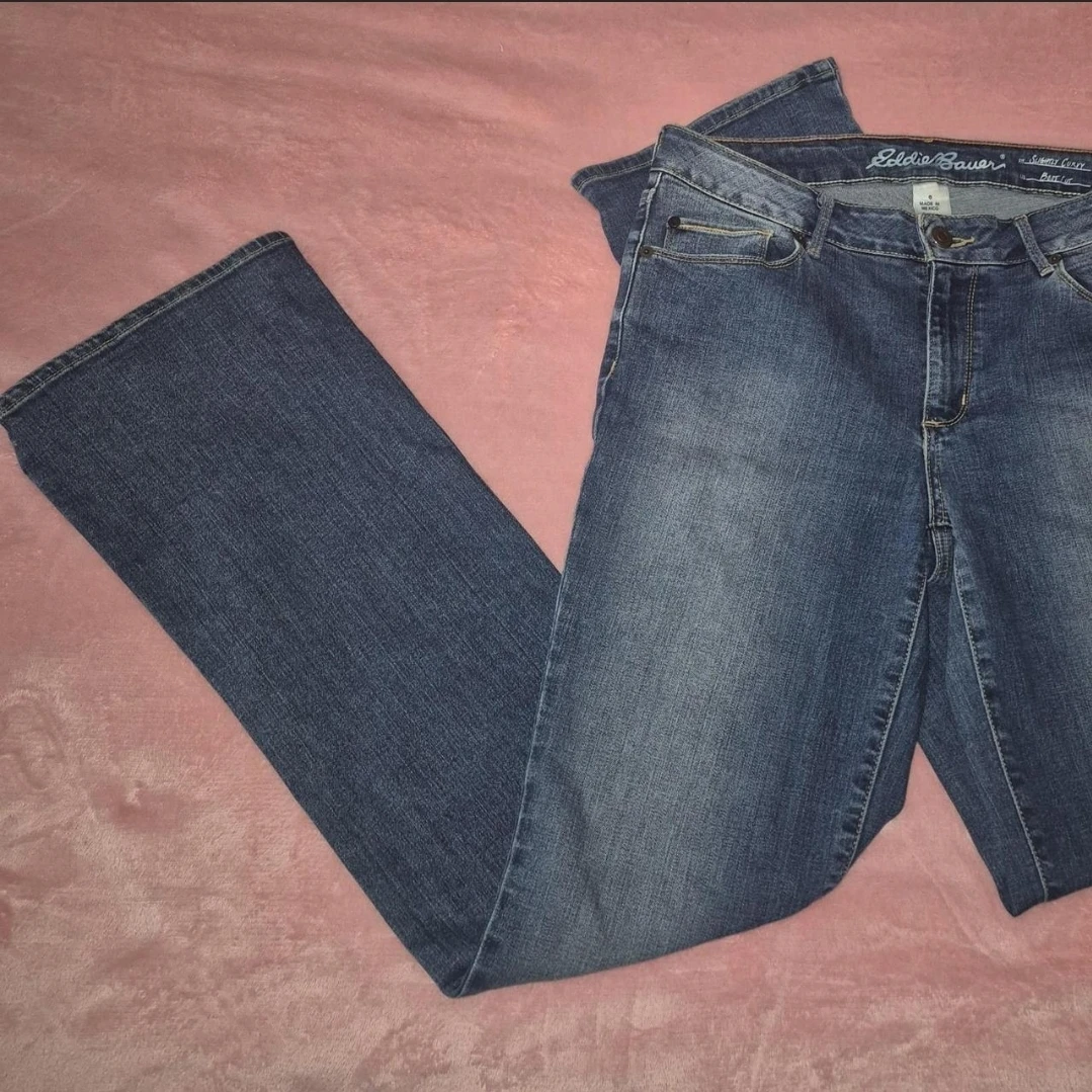 Eddie Bauer Women's Bootcut Jeans Size 6