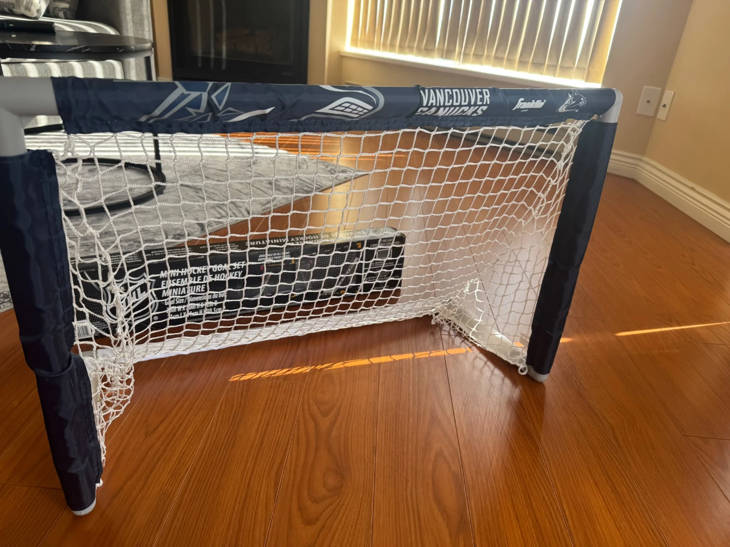 Vancouver Canucks Mini Hockey Goal Set with Sticks - photo 3