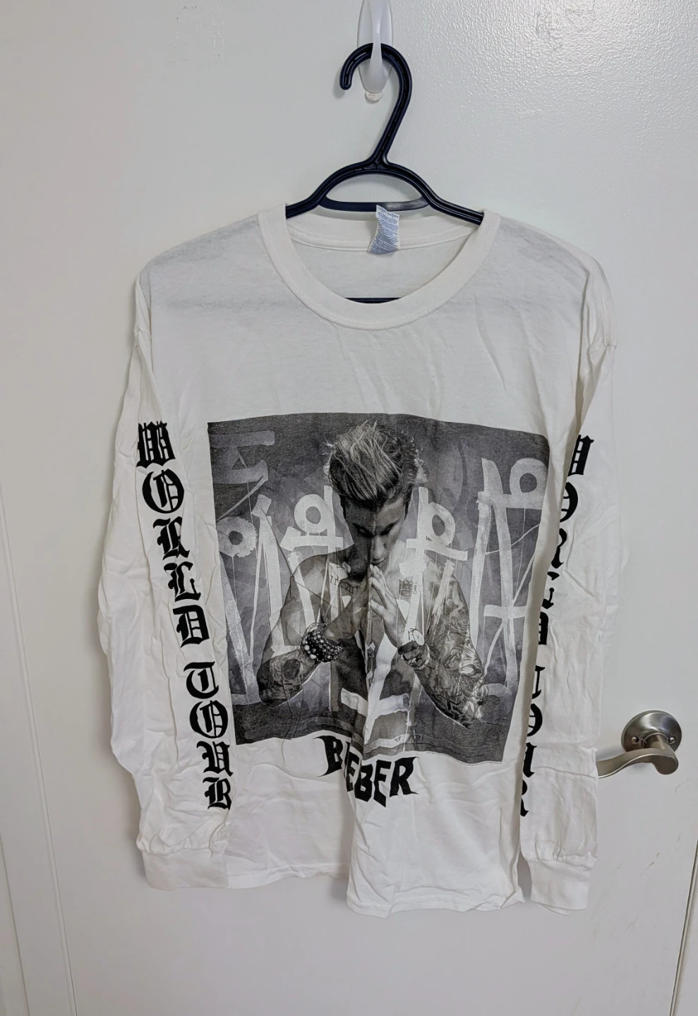 Justin Bieber World Tour Long Sleeve T-Shirt - Men's Large