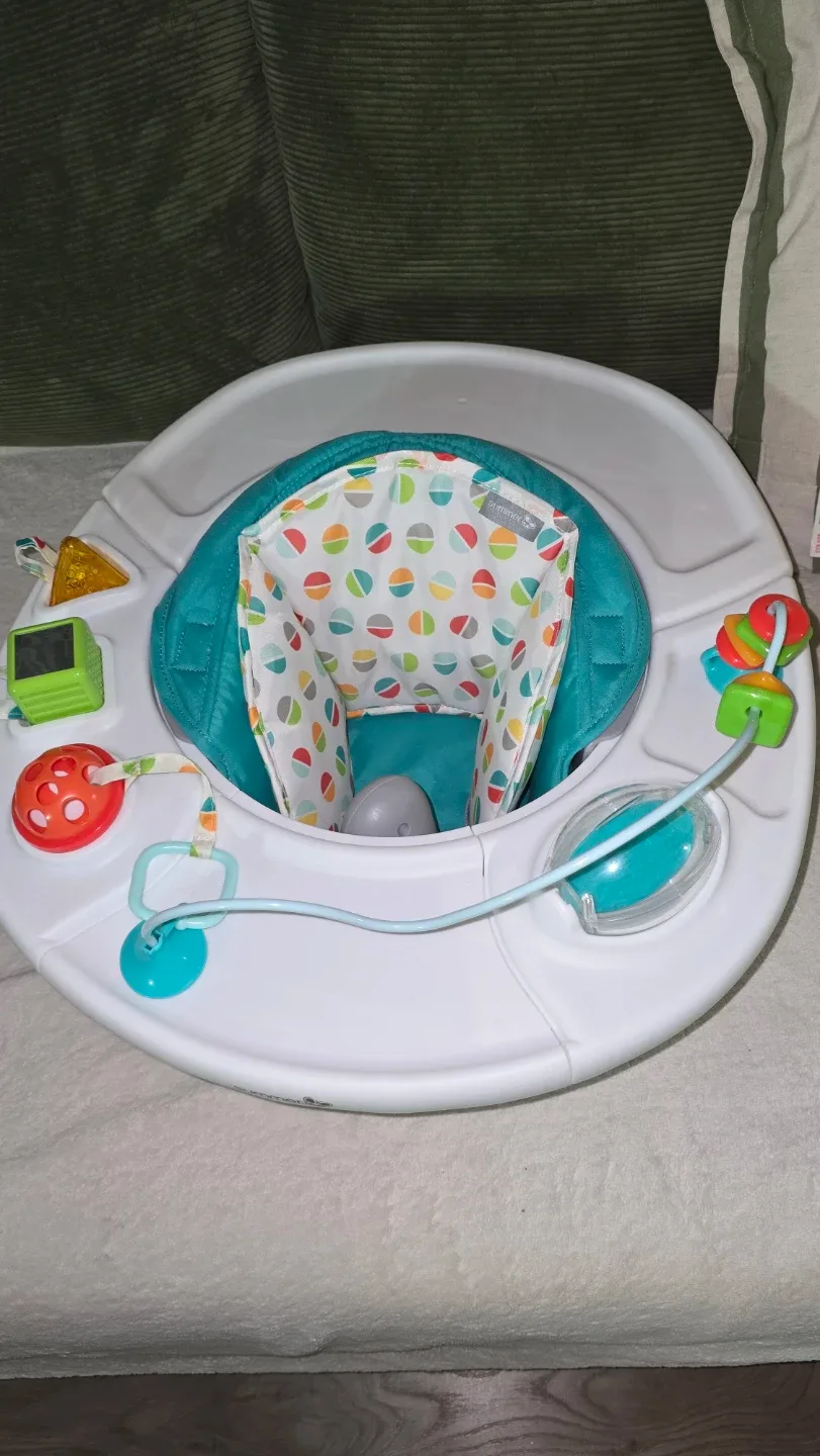 Summer Infant Lil' Smart Discover Play Walker