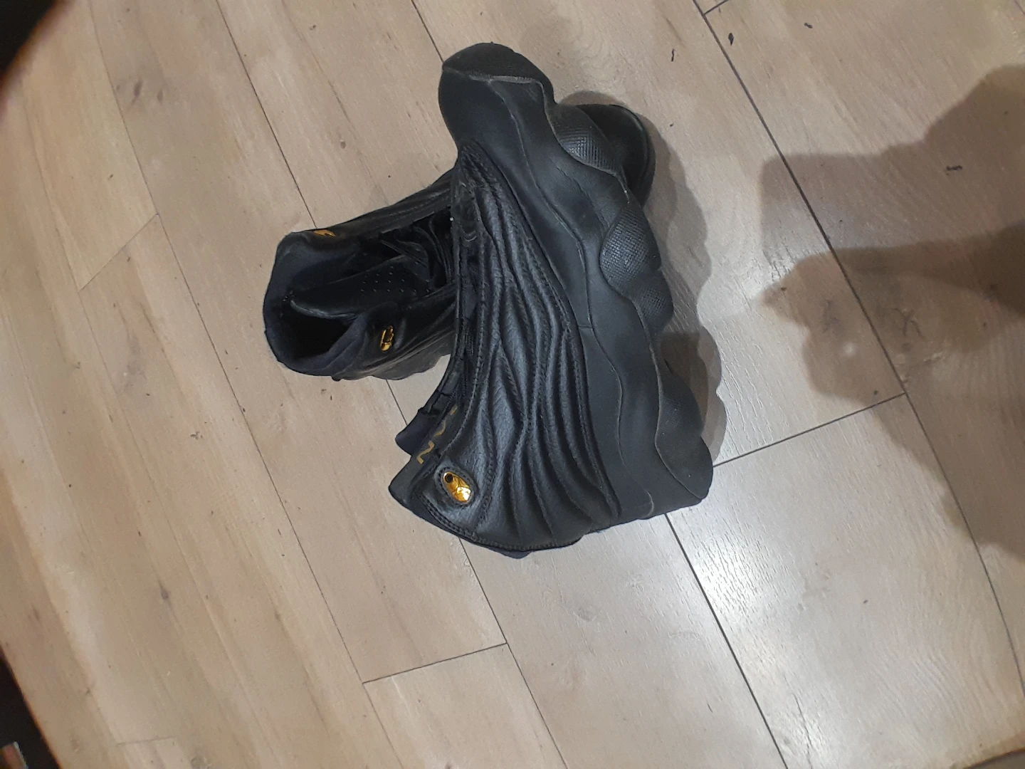 Jordan black sneakers Men's Size 7 - photo 4