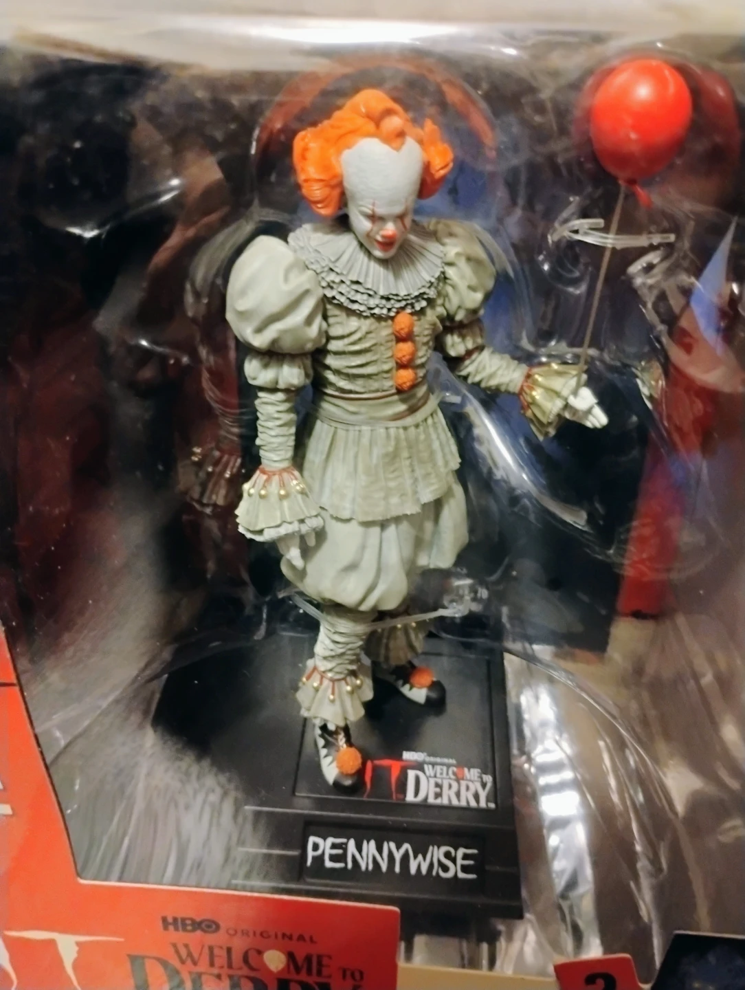 Movie Maniacs Pennywise Figure - Welcome to Derry - photo 2