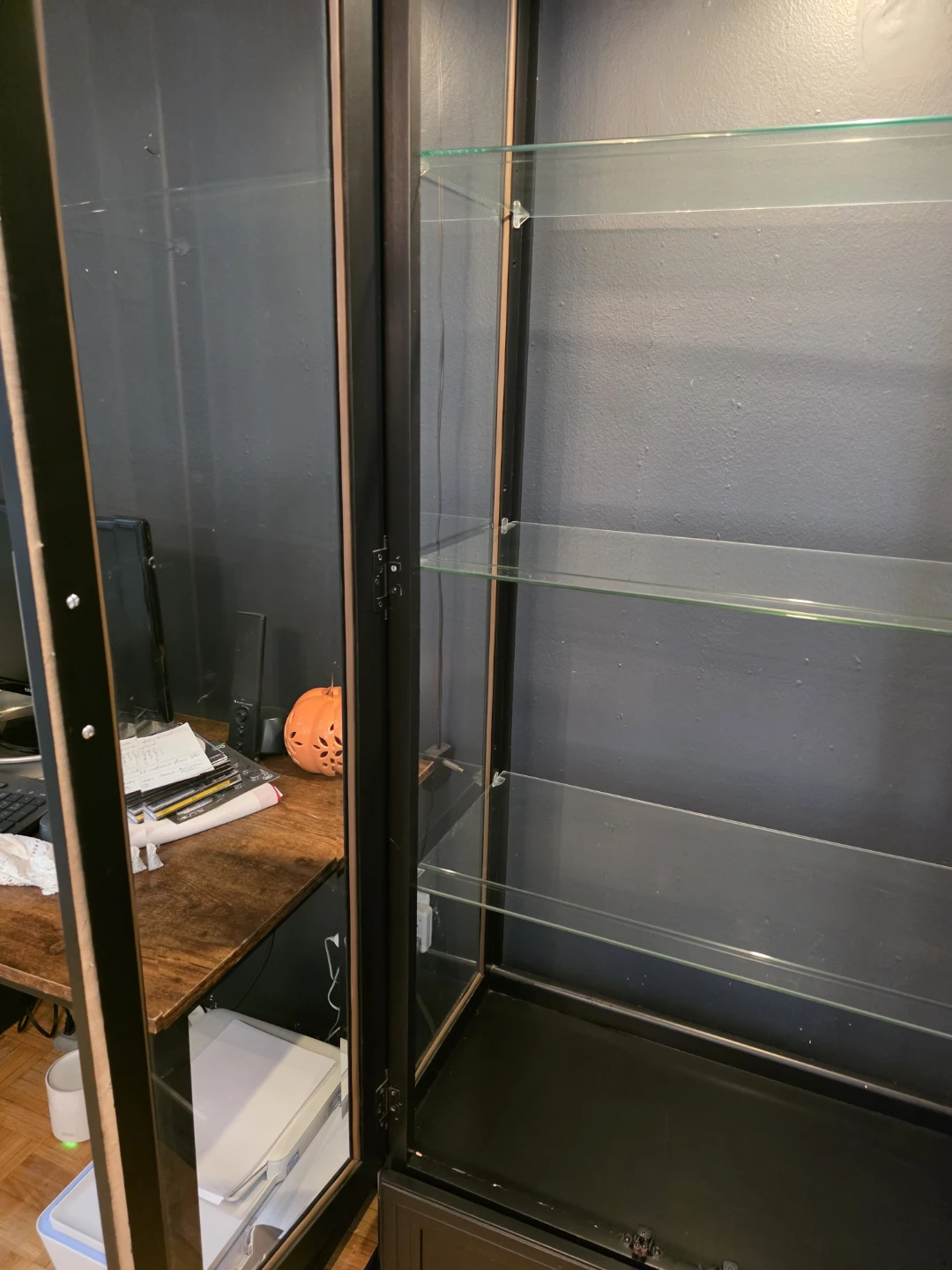 Beautiful Black & Glass Cabinet - photo 5