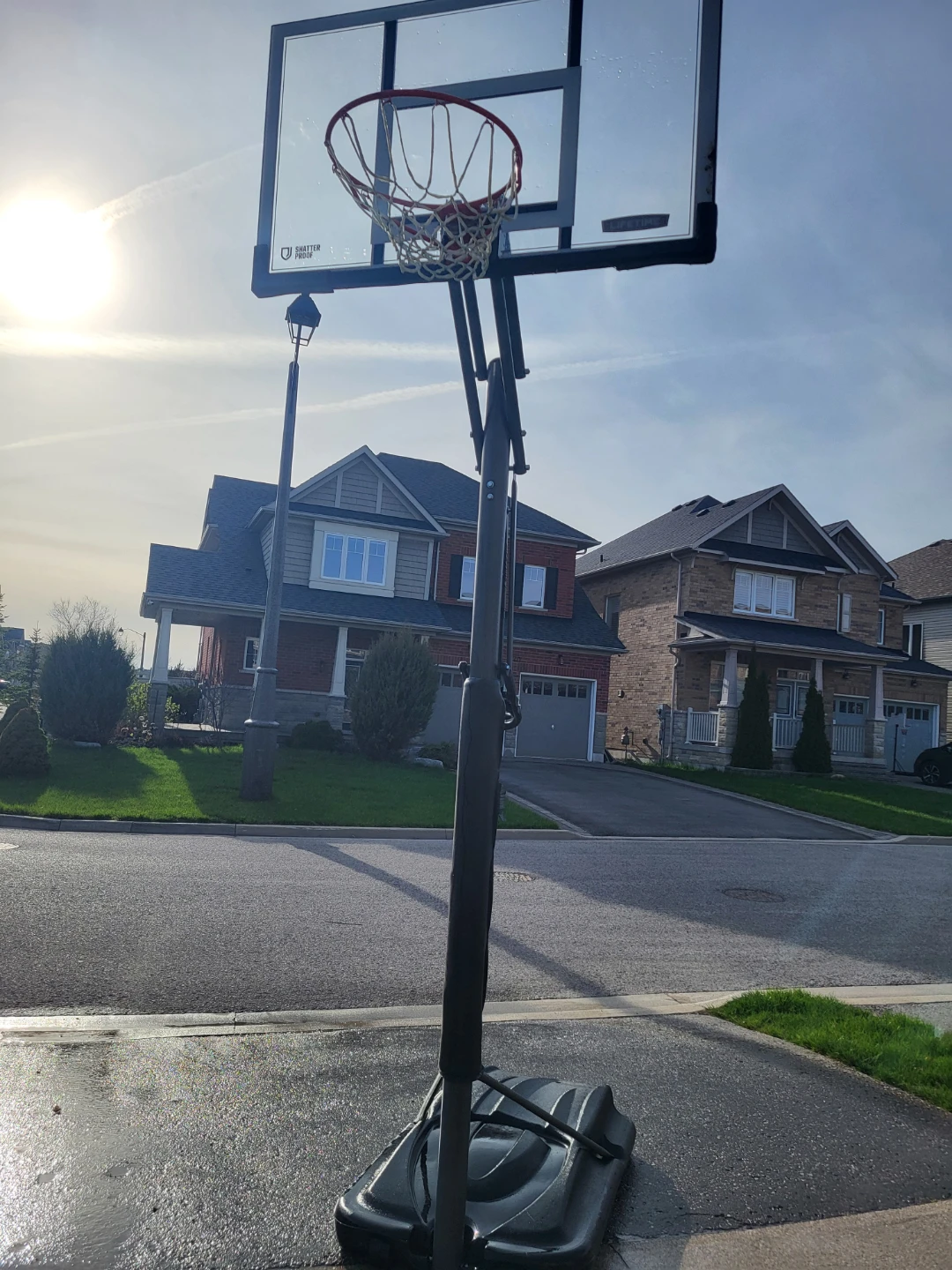 Lifetime Basketball Hoop with Shatter Proof Backboard - photo 2