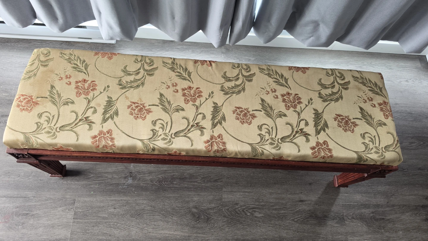 Vintage Upholstered Bench with Floral Pattern - photo 2