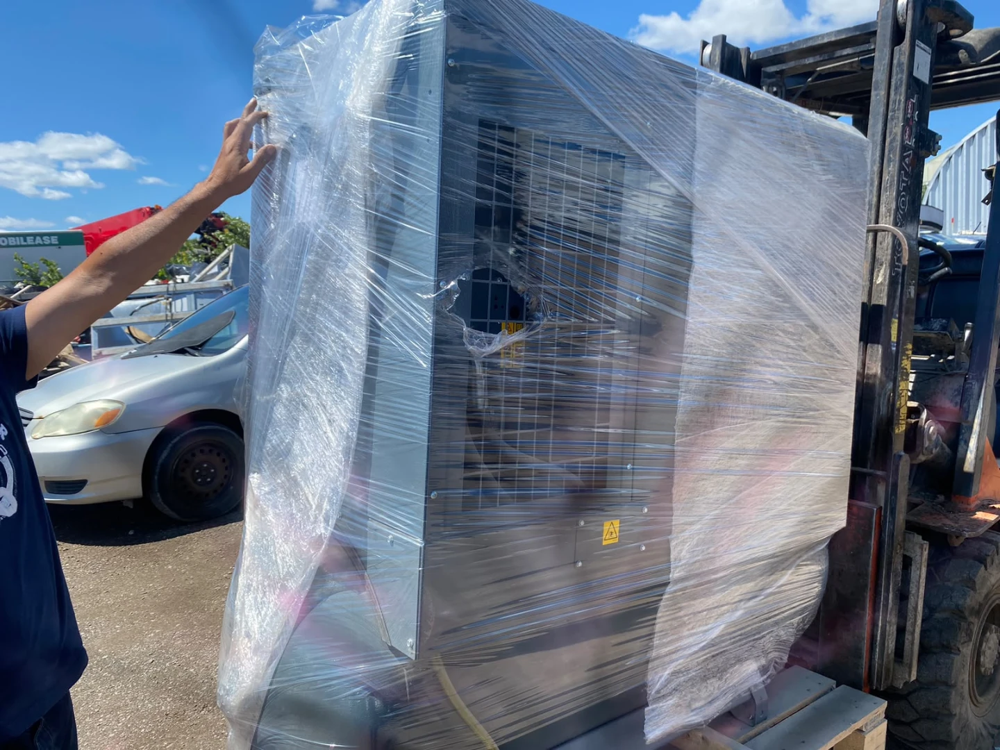 ELECTRIC AIR COMPRESSOR - photo 4