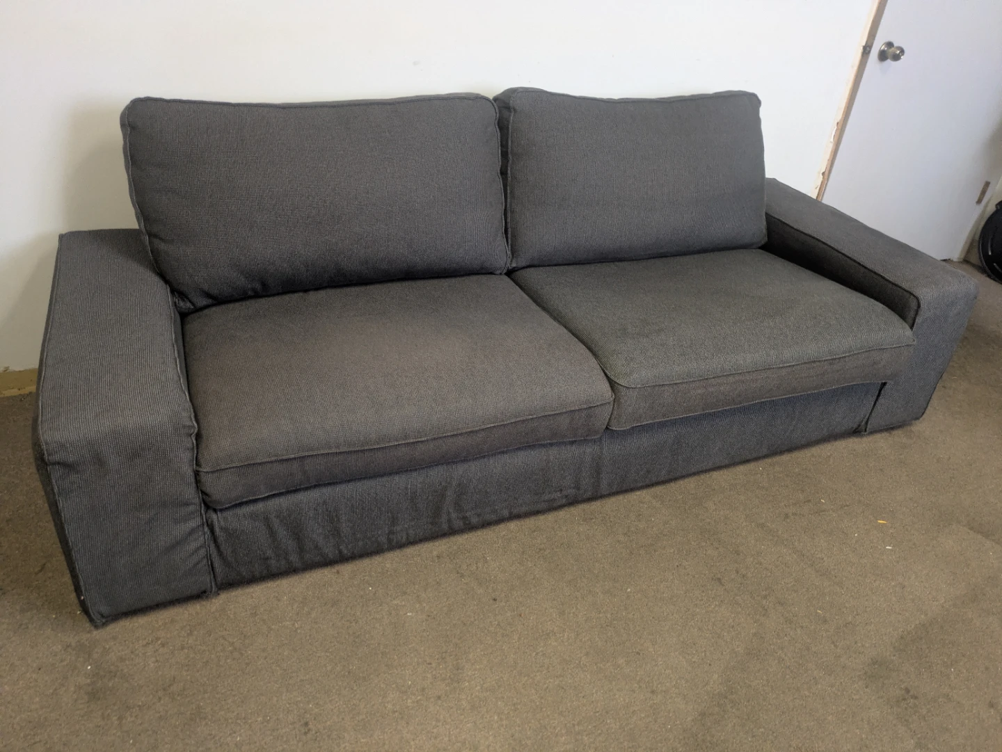 Couch - free delivery - photo 5