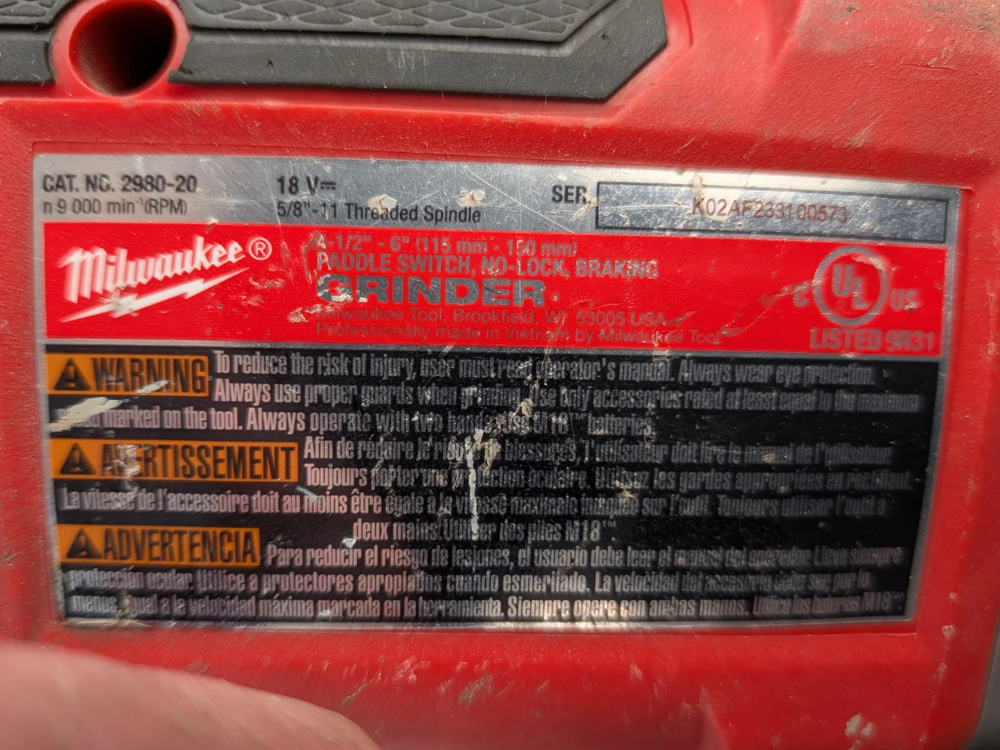 4.5"- 6" Milwaukee FUEL 18V Grinder with 6.0 AH Battery - photo 3