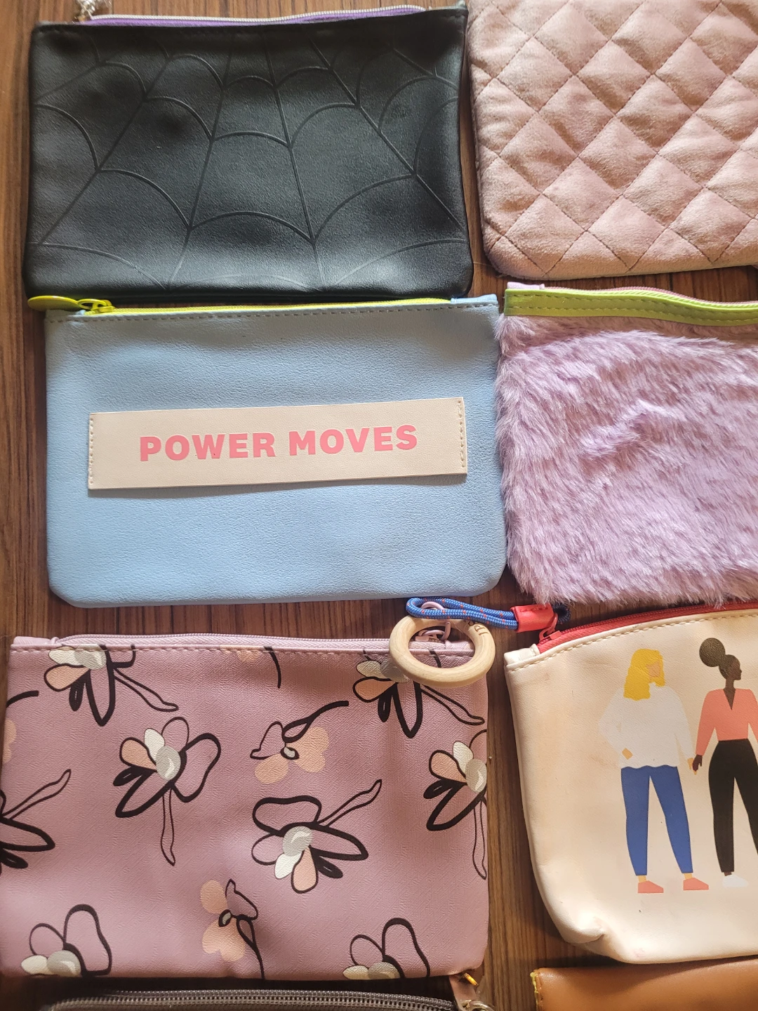 Womans medium wallets - photo 2