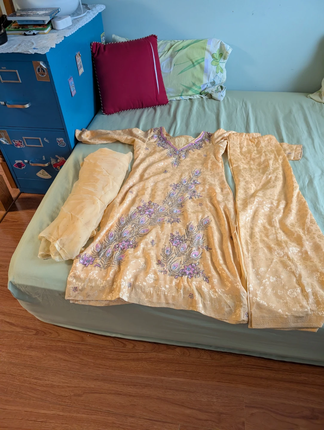 Pakistani Salwar Kameez Outfit Lot $40 for 3