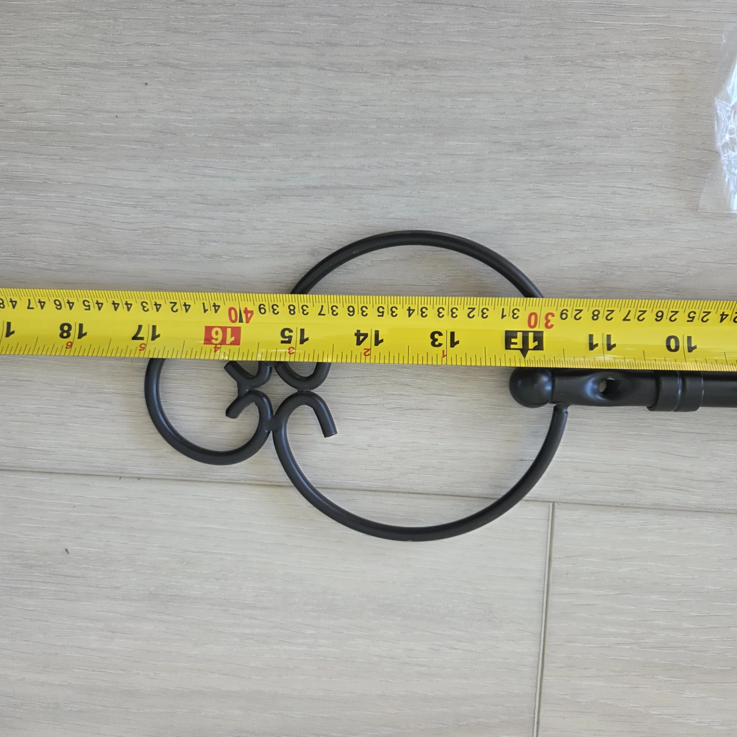 Black Key Shaped Wall Hook Rack - photo 5