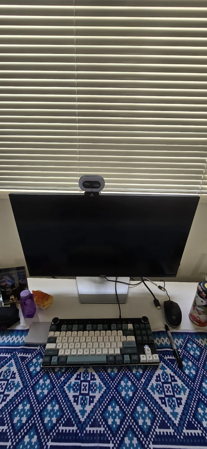 Home Office Set – Desk, Chair & 27” Dell Monitor | Moving Sale