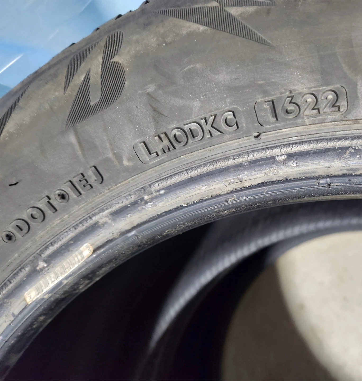 2 Bridgestone Blizzak Winter Tires - photo 4