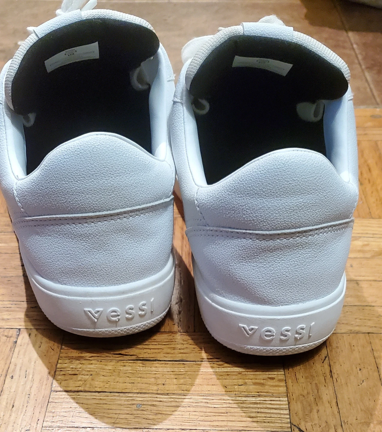 VESSI Shoes Size 9 - photo 4