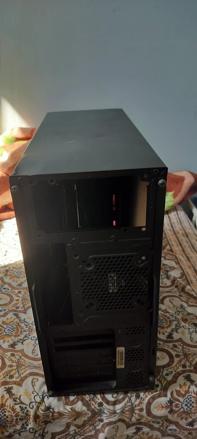 Cooler Master Computer Case - photo 3