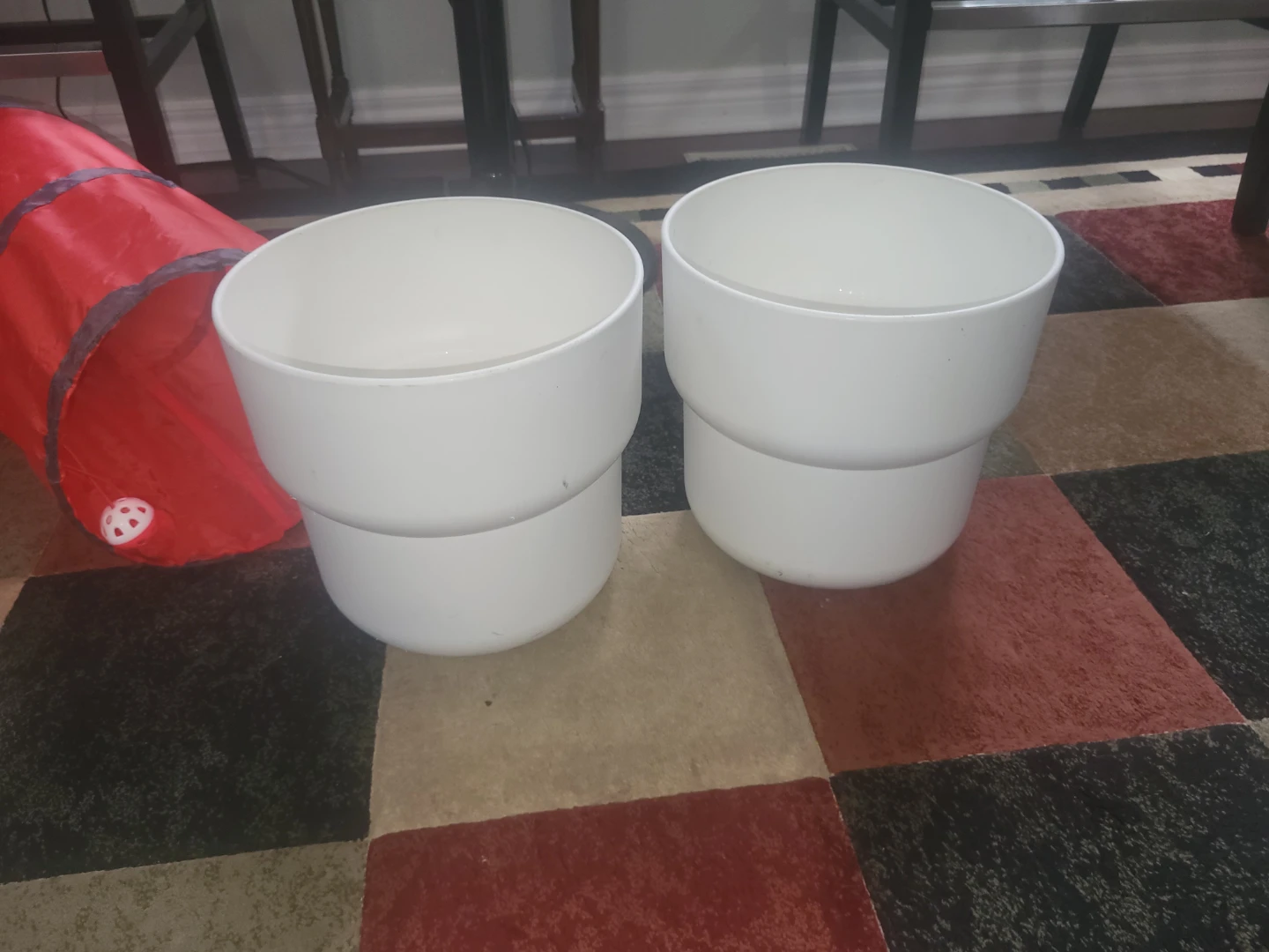 White Plastic Planters - Set of 2