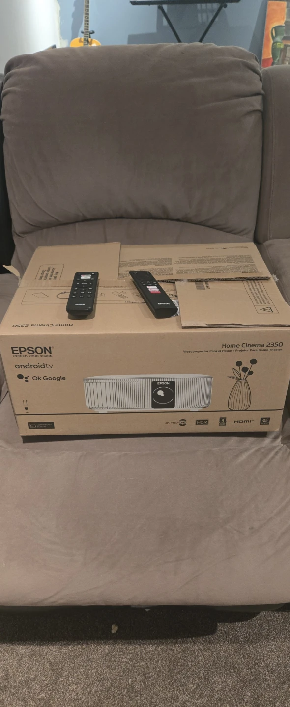 Epson Home Cinema 2350 Video Projector - photo 3