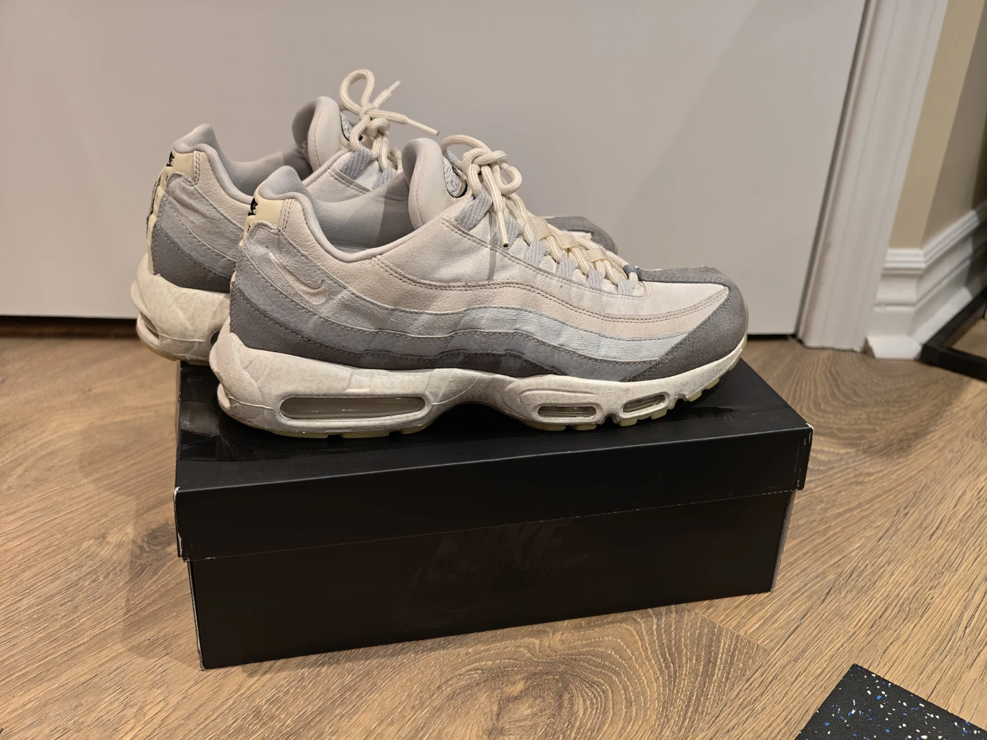 Nike Air Max 95 "Summit White/Light Bone" Men's Size 13 - photo 2