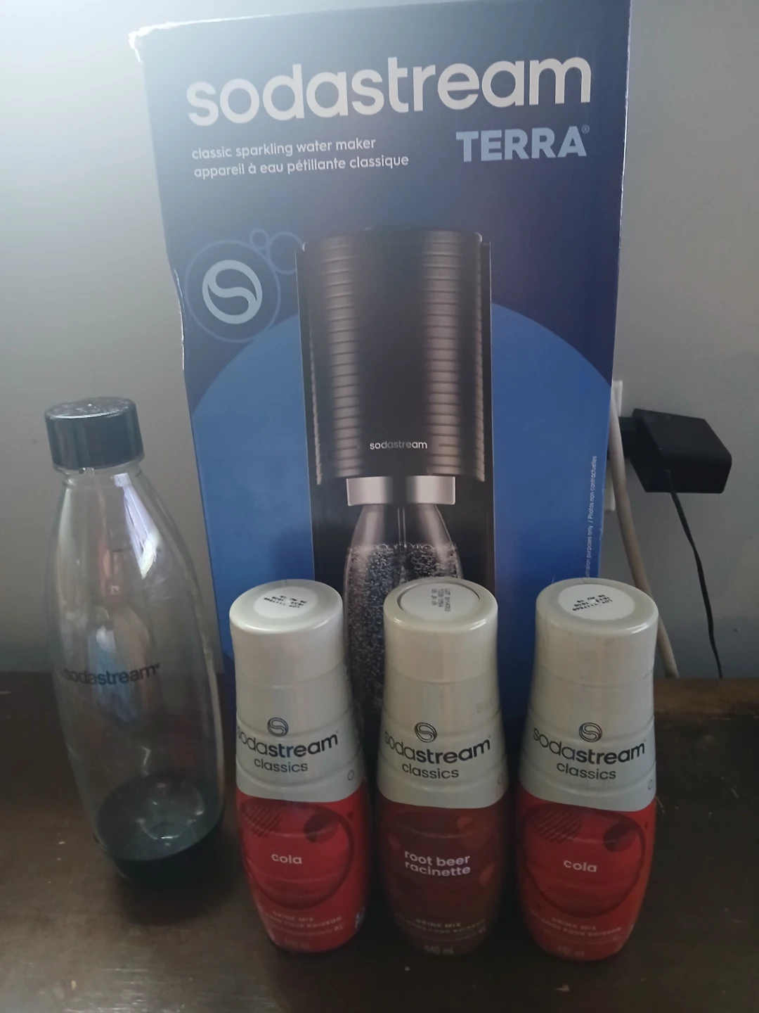 SodaStream Terra Sparkling Water Maker Kit