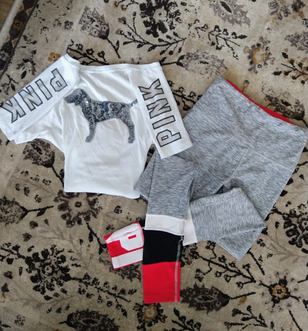VS PINK Bling Campus T-Shirt & Colorblock Leggings Set XS - photo 2