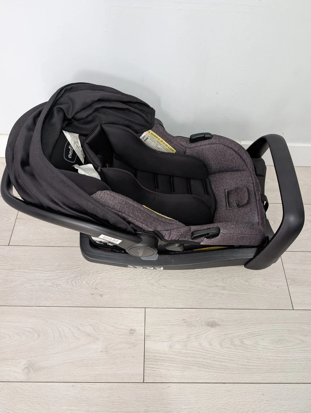 Evenflo Pivot Travel System Stroller and Car Seat - photo 3