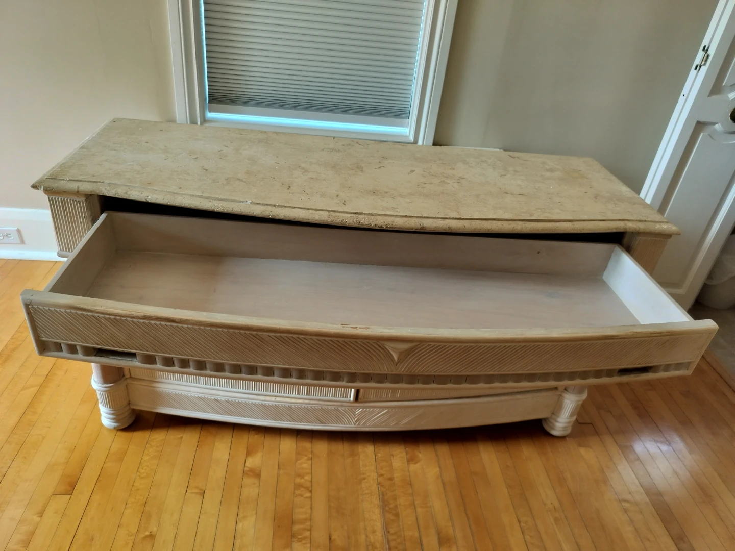Coastal Style Dresser Sliding 4 Drawers plus one sock draw - photo 4