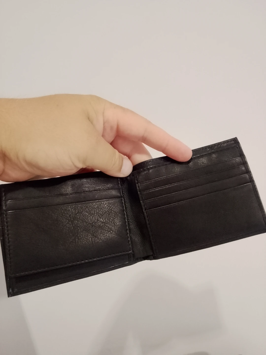 Kenneth Cole Reaction Black Leather Bifold Wallet - photo 3