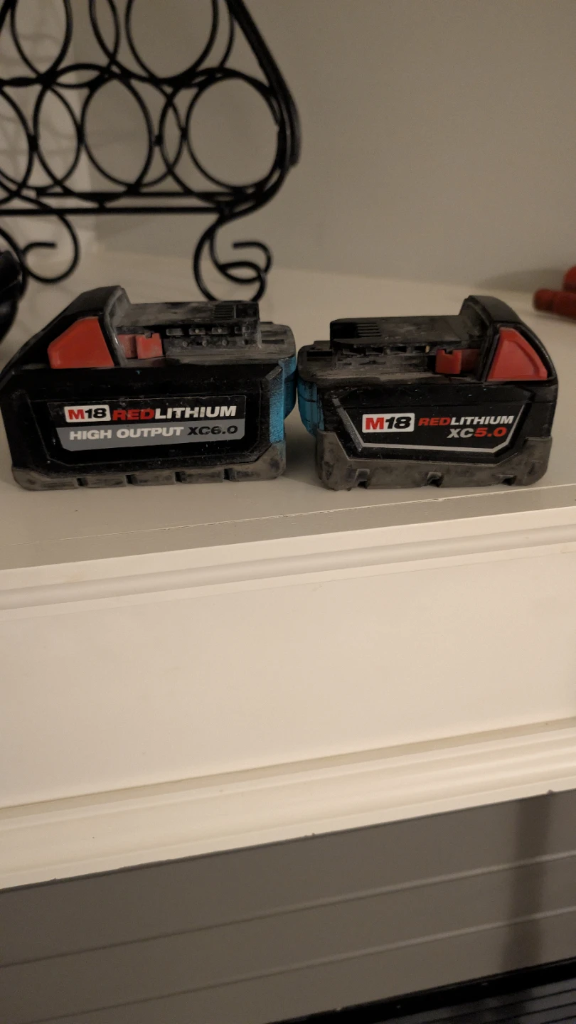 Milwaukee batteries - photo 2