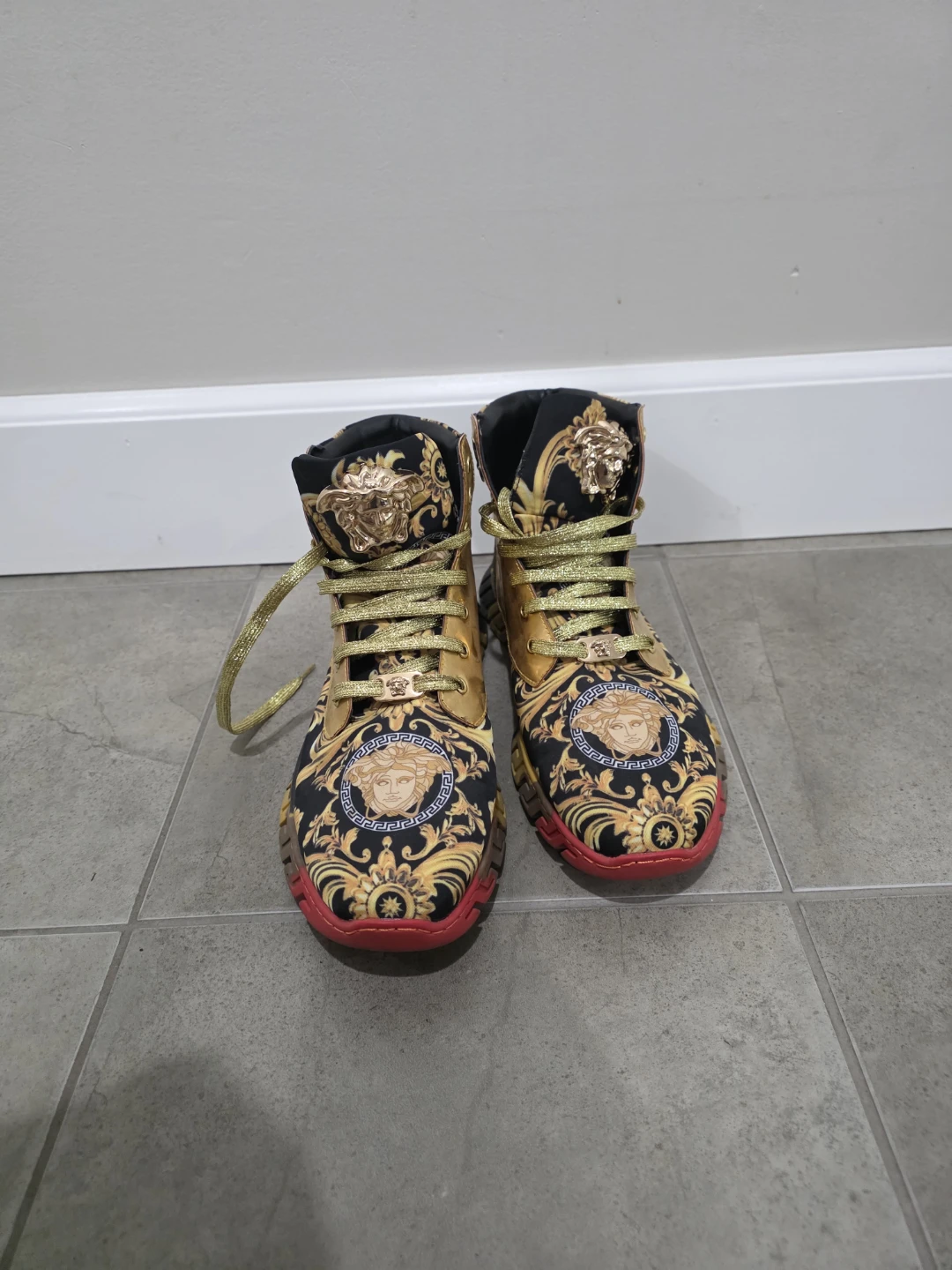 Versace Medusa Print Boots Size 43 - photo 4