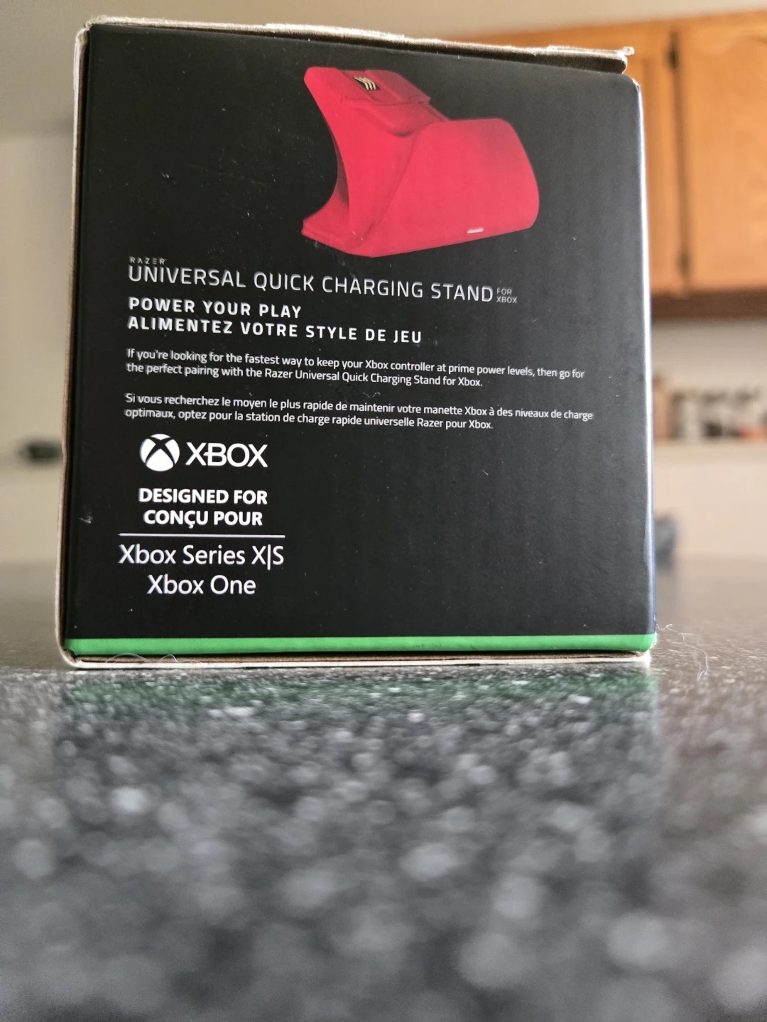 NIB Razer Universal Quick Charging Stand for Xbox Controllers - photo 2