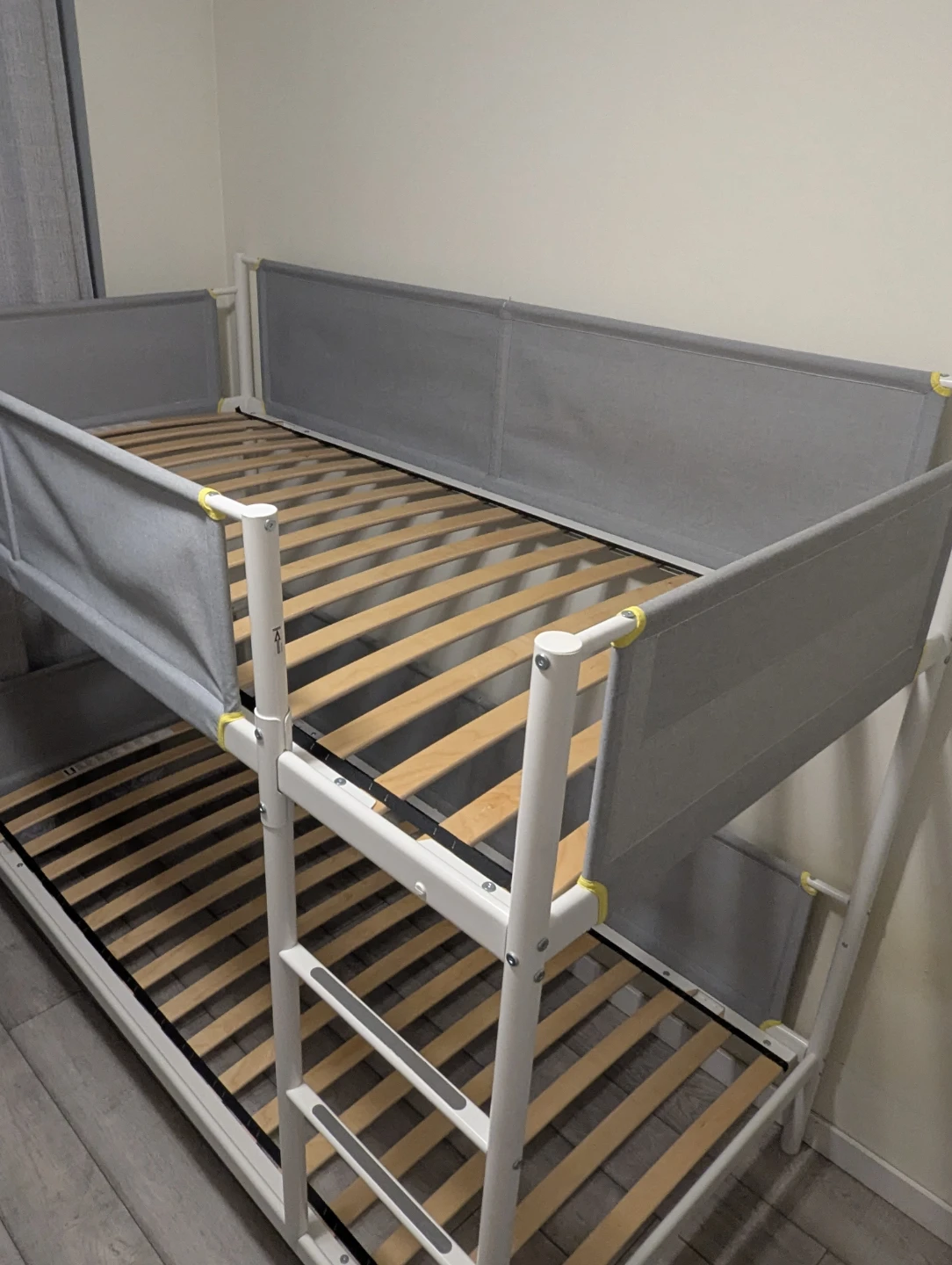 IKEA VITVAL twin size bunk bed - photo 5
