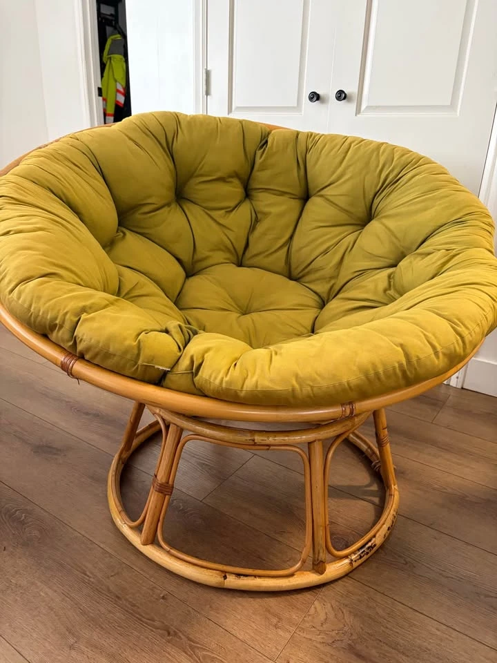 Papasan Chair with Olive Green Cushion - photo 2