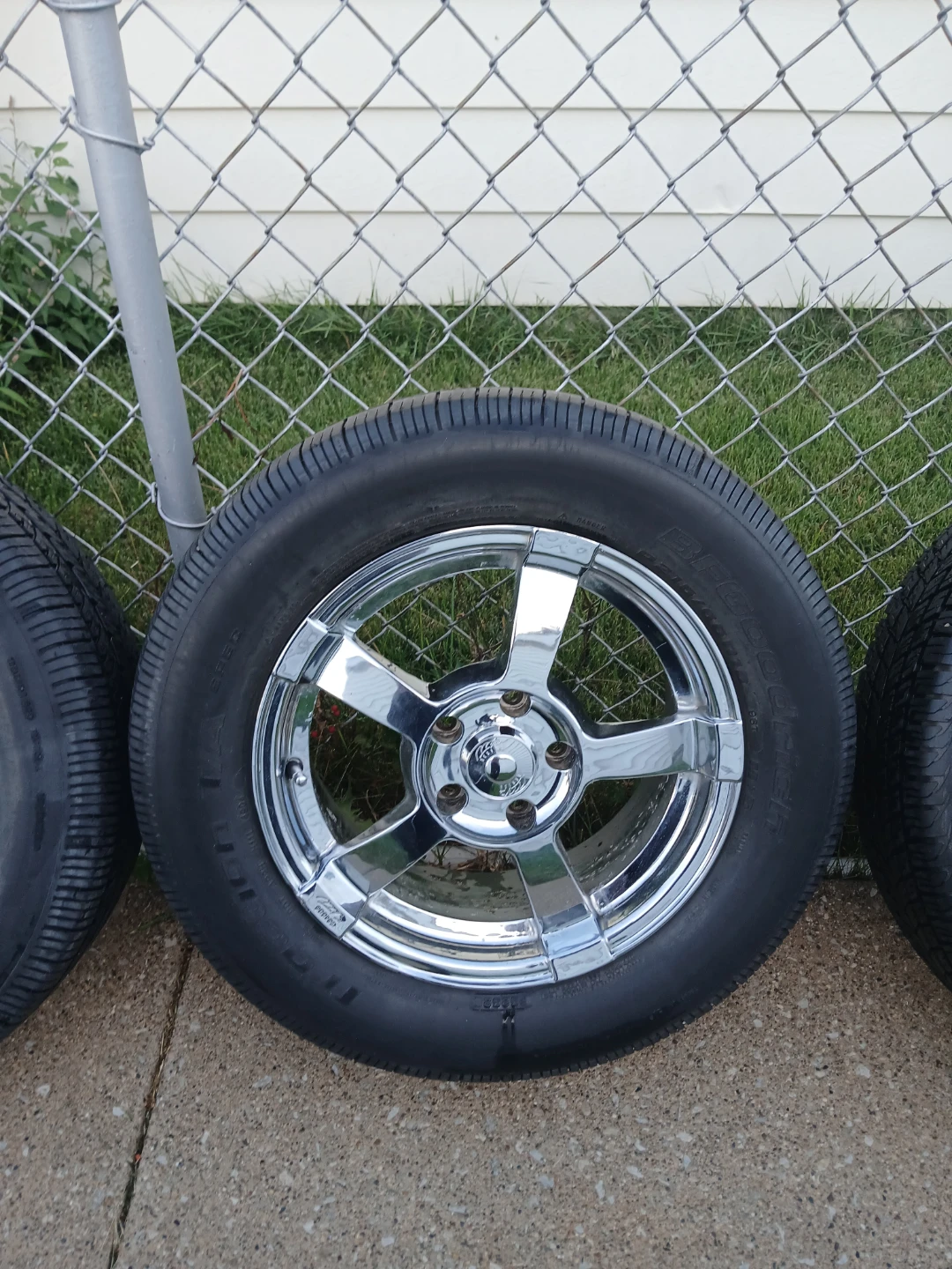 BFGoodrich Traction T/A Tires Set of 4 - photo 4