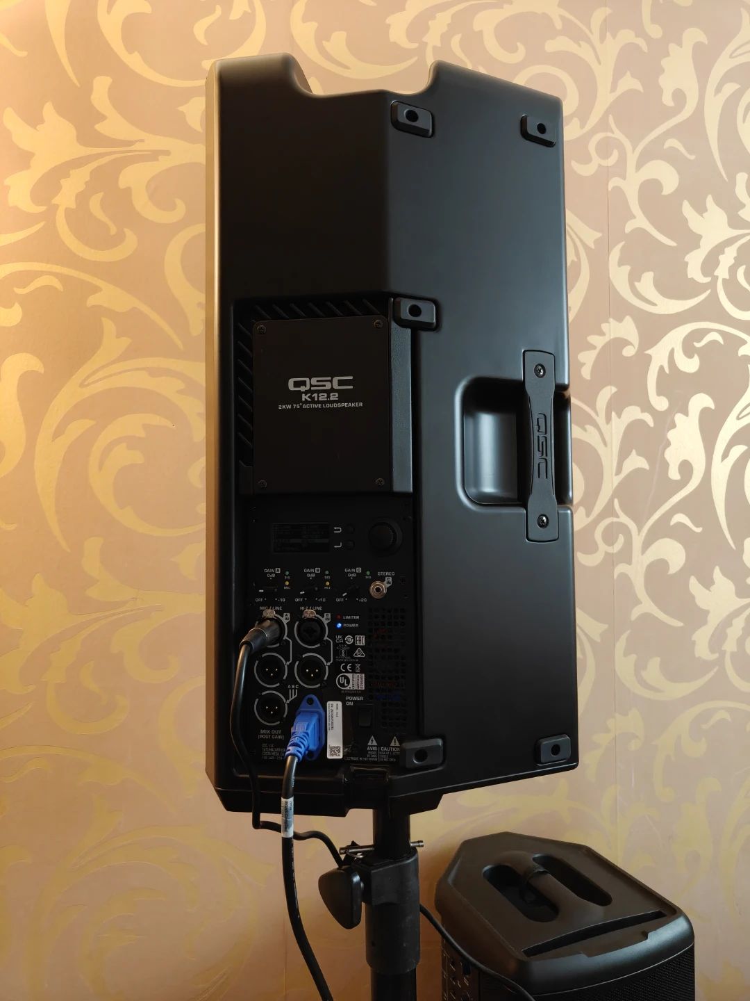 QSC K12.2 2000W Powered Loudspeaker - photo 2