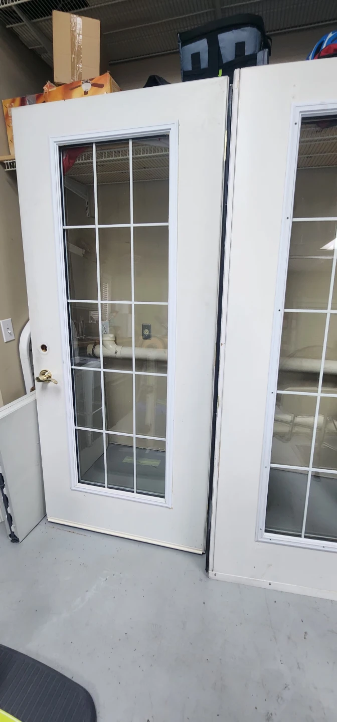 White French Doors with Glass Panes - photo 2