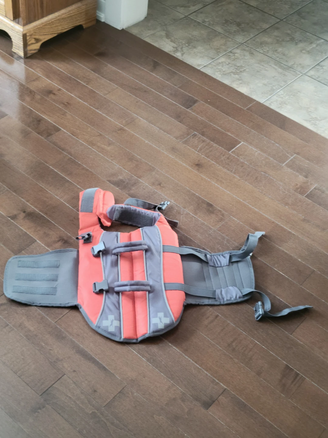 Like New. Orange & Grey Dog Life Vest - photo 2
