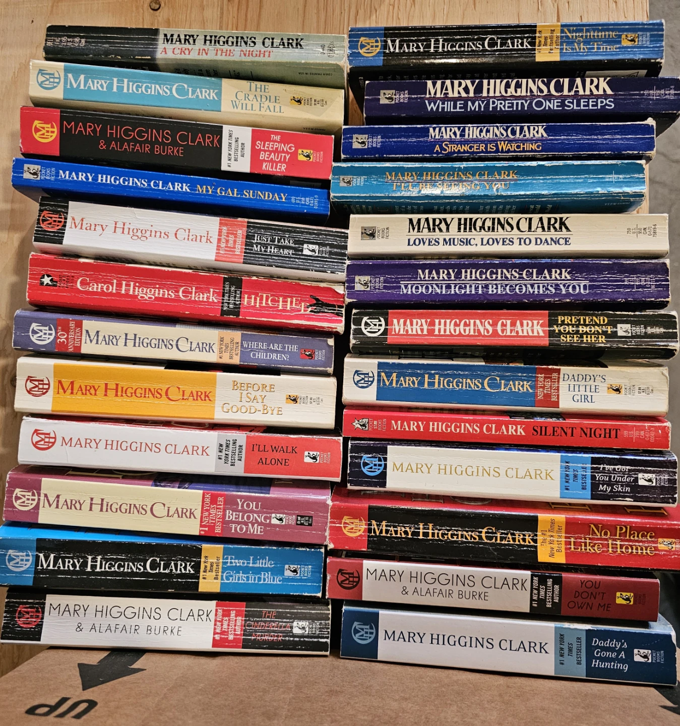 Mary Higgins Clark Series Books - photo 2