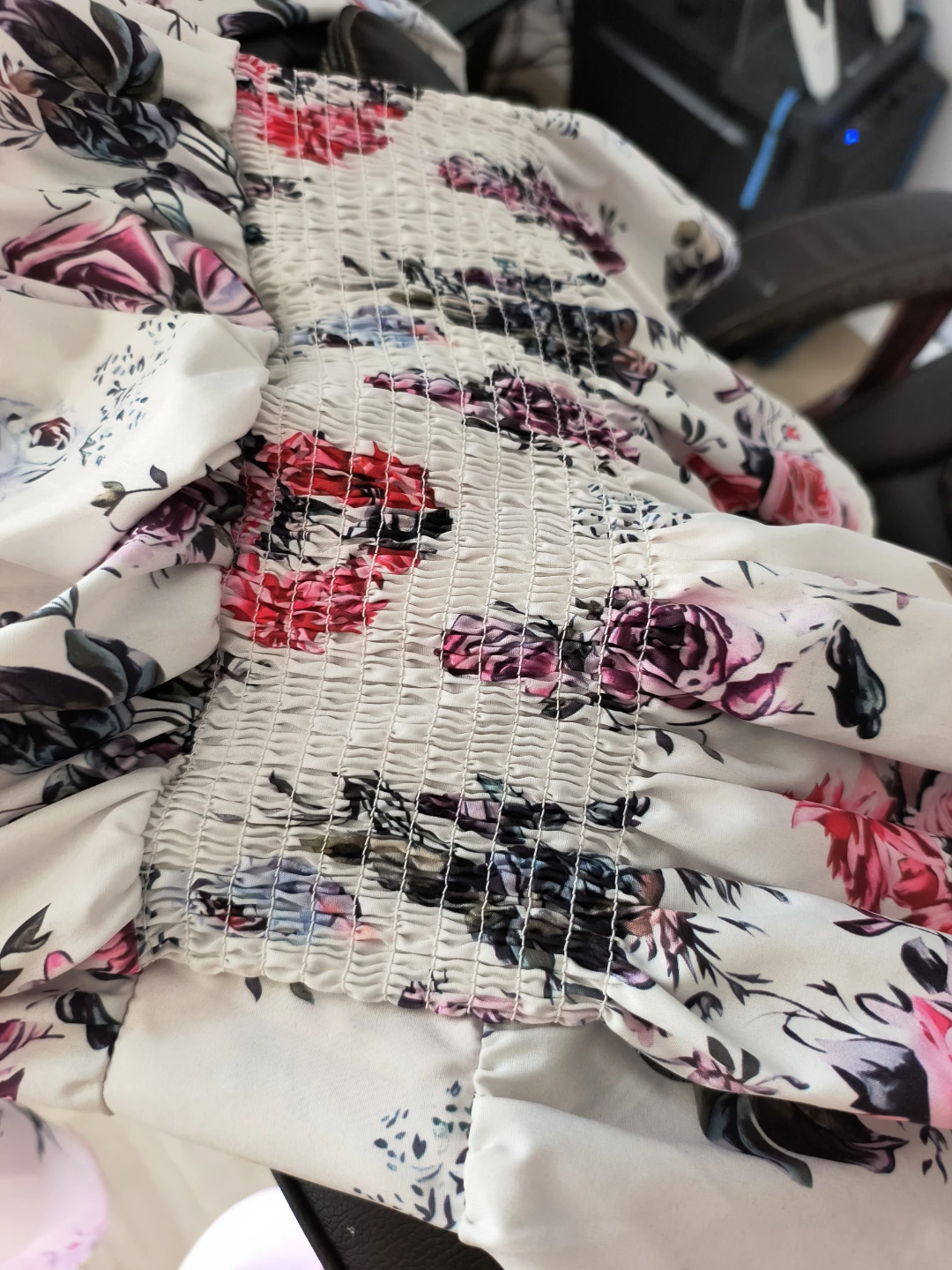 White Floral Print Off-the-Shoulder Blouse - photo 4