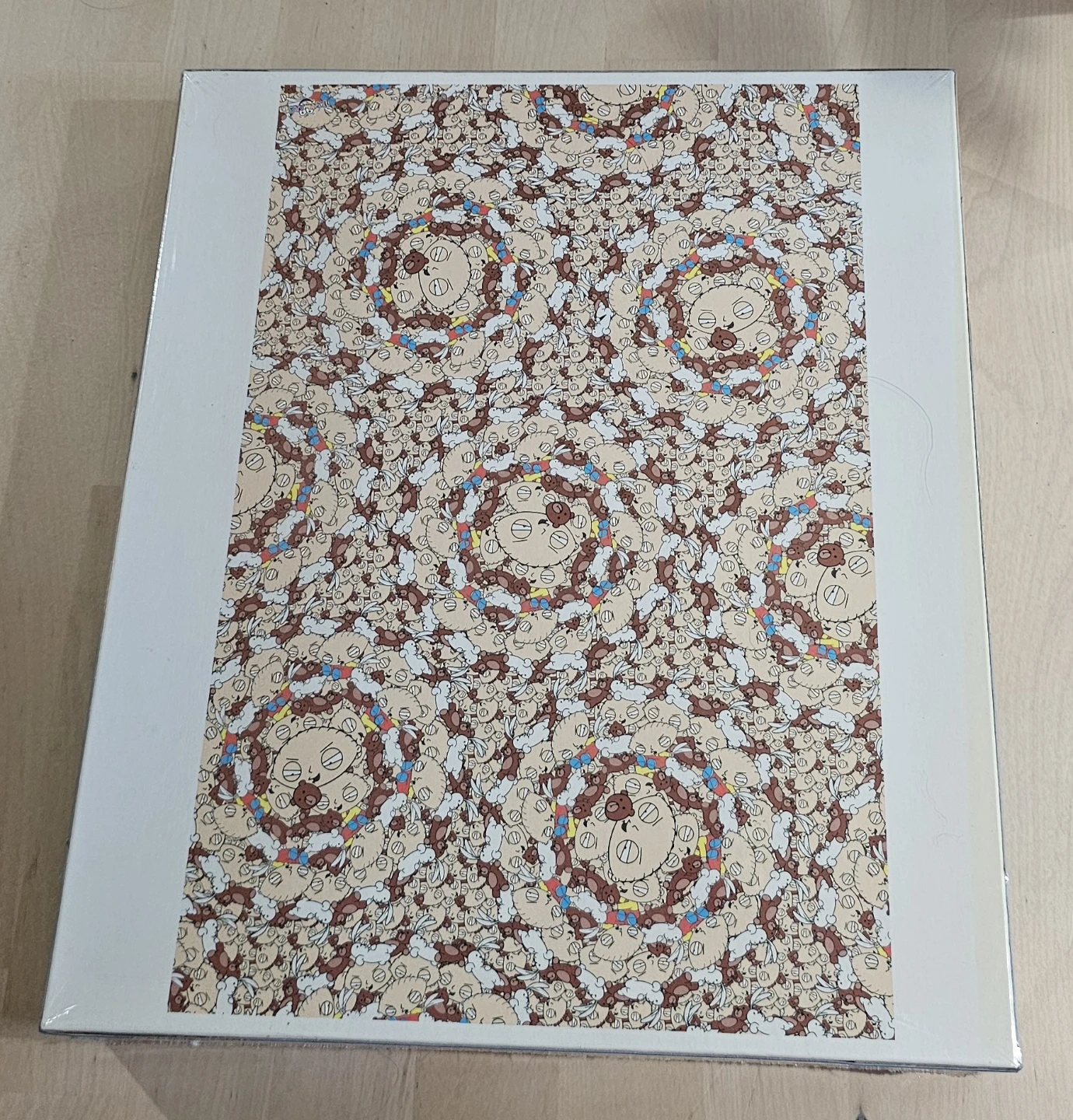 Family Guy Kaleidoscope 750 Piece Jigsaw Puzzle - photo 2