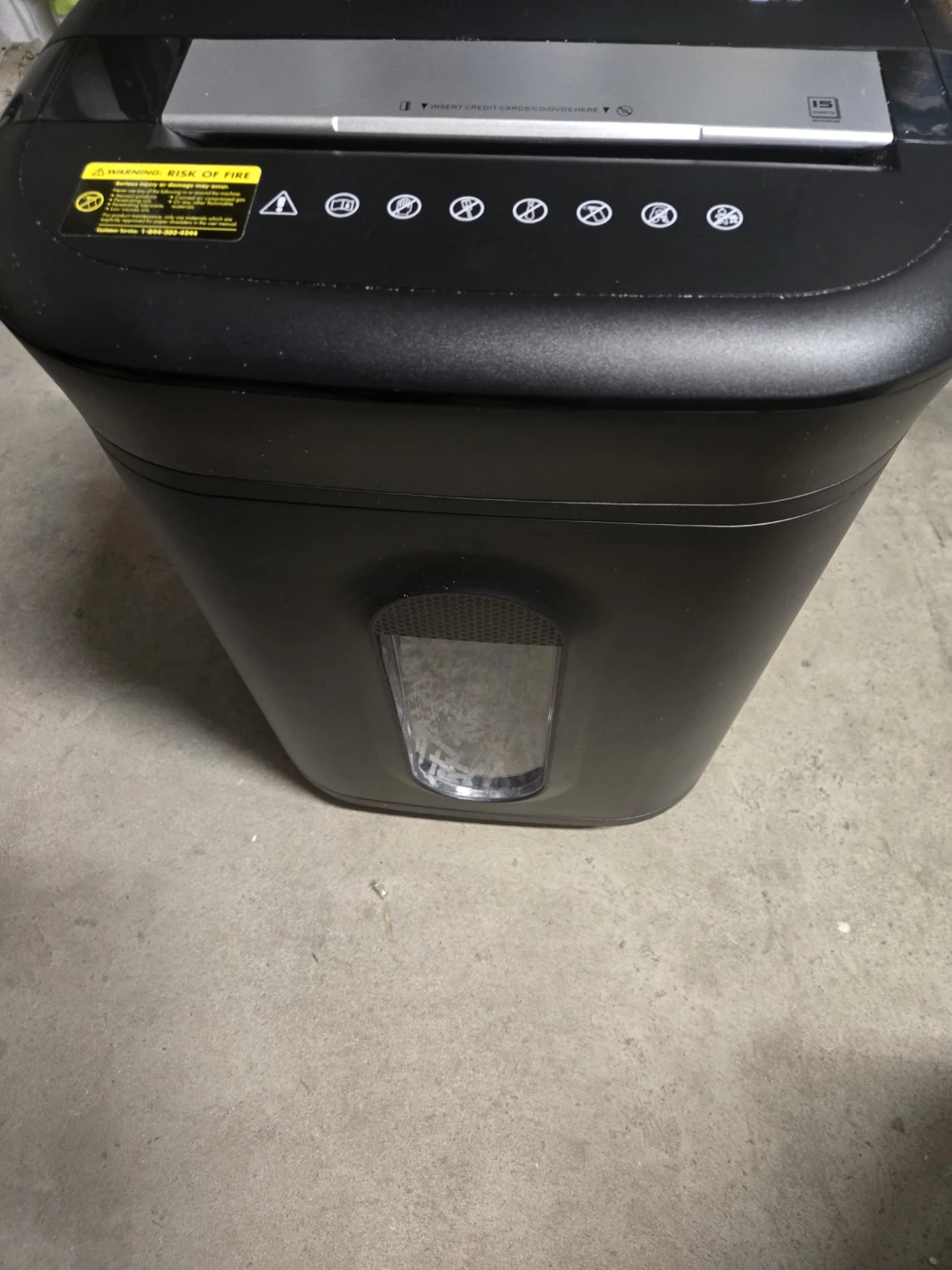 AmazonBasics Paper Shredder