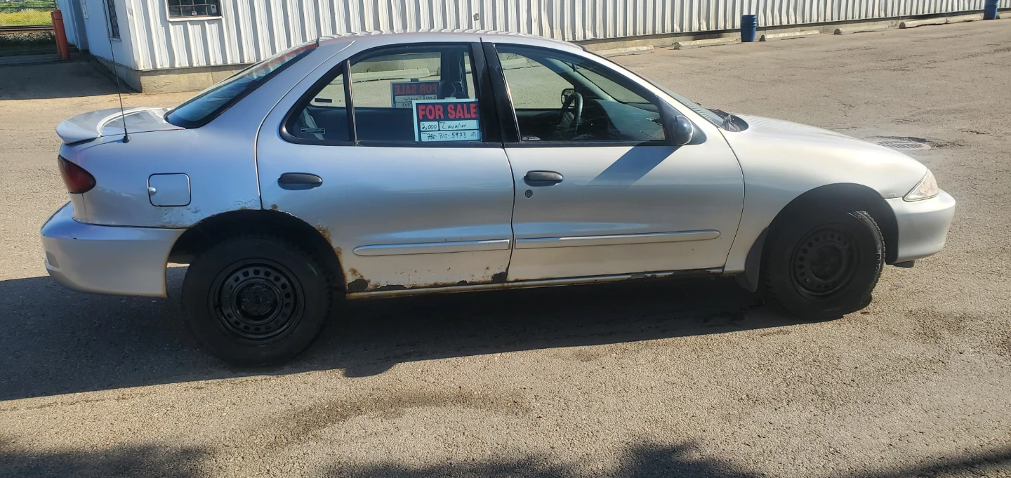 2000 Silver Chevrolet Cavalier