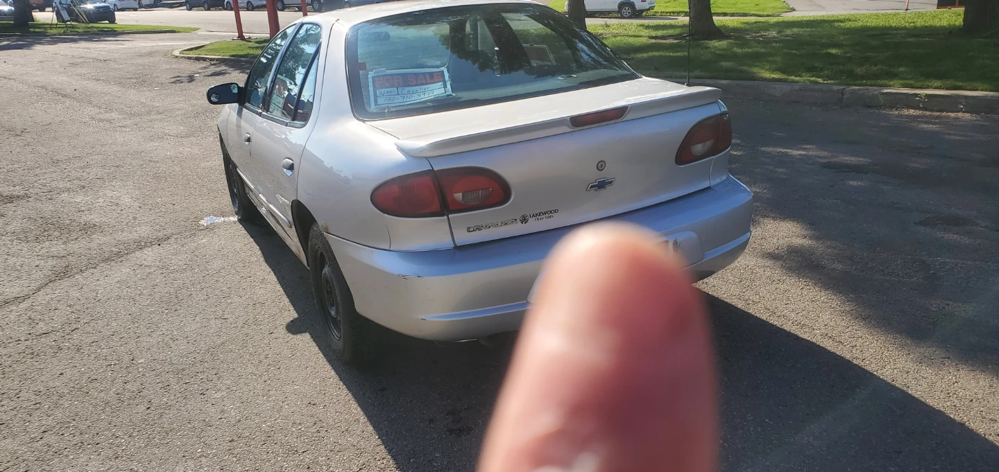 2000 Silver Chevrolet Cavalier - photo 2