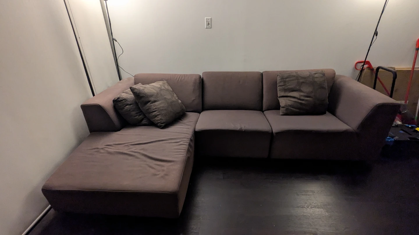 EQ3 Sectional Sofa and chaise - photo 2